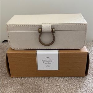 Pottery Barn Pebble Leather Jewelry Box